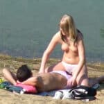 imagen Pareja real tiene sexo en la playa